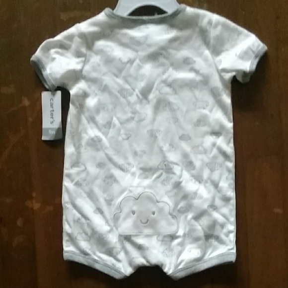 Carter's Onesie - Picture 3 of 4